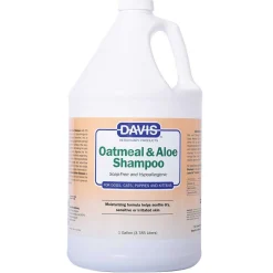 Ryan's Pet Supplies Davis Oatmeal & Aloe Shampoo for Dogs & Cats 12:1 Gallon